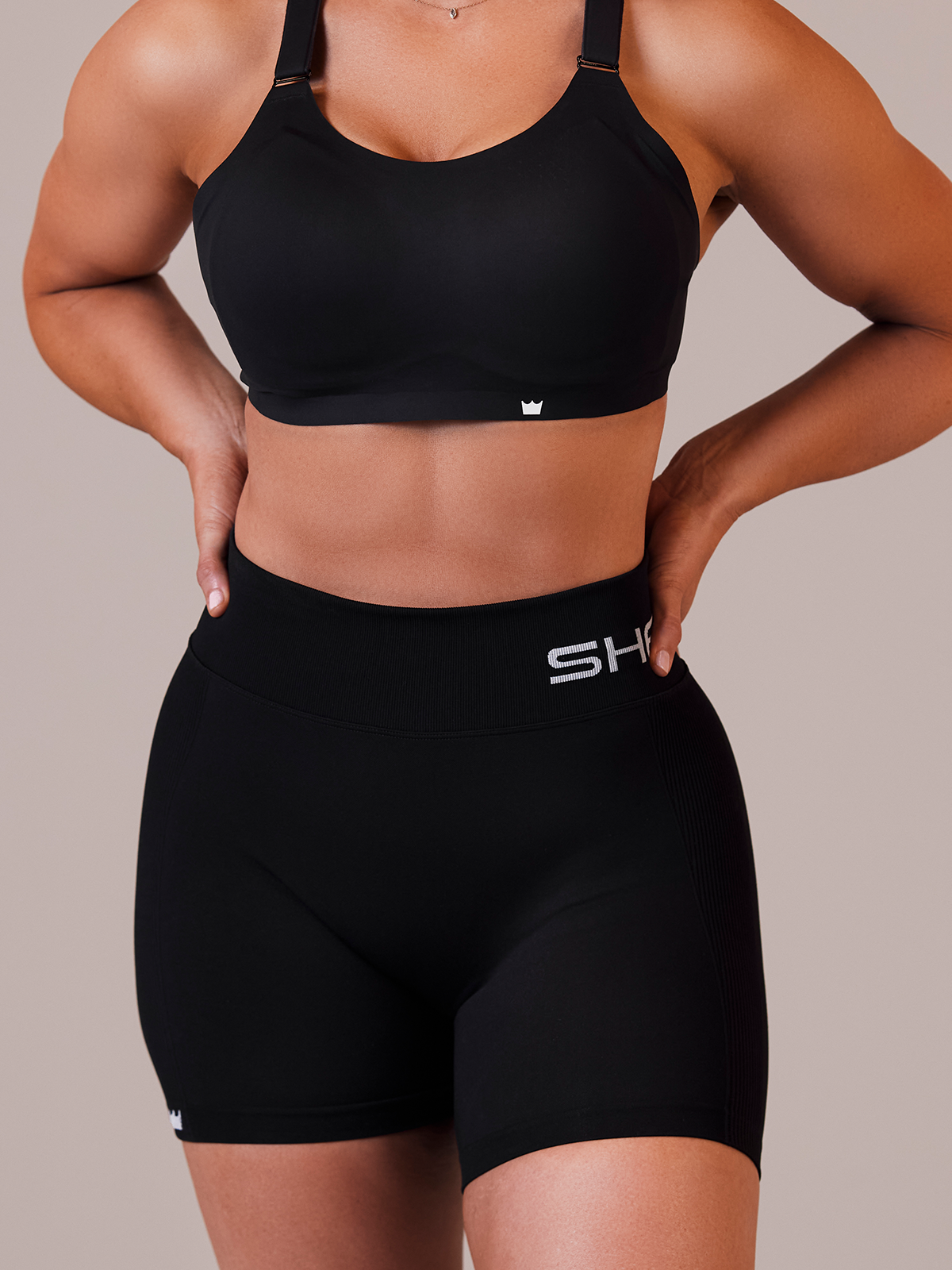 Seamless Shorts - Black – SHEFIT