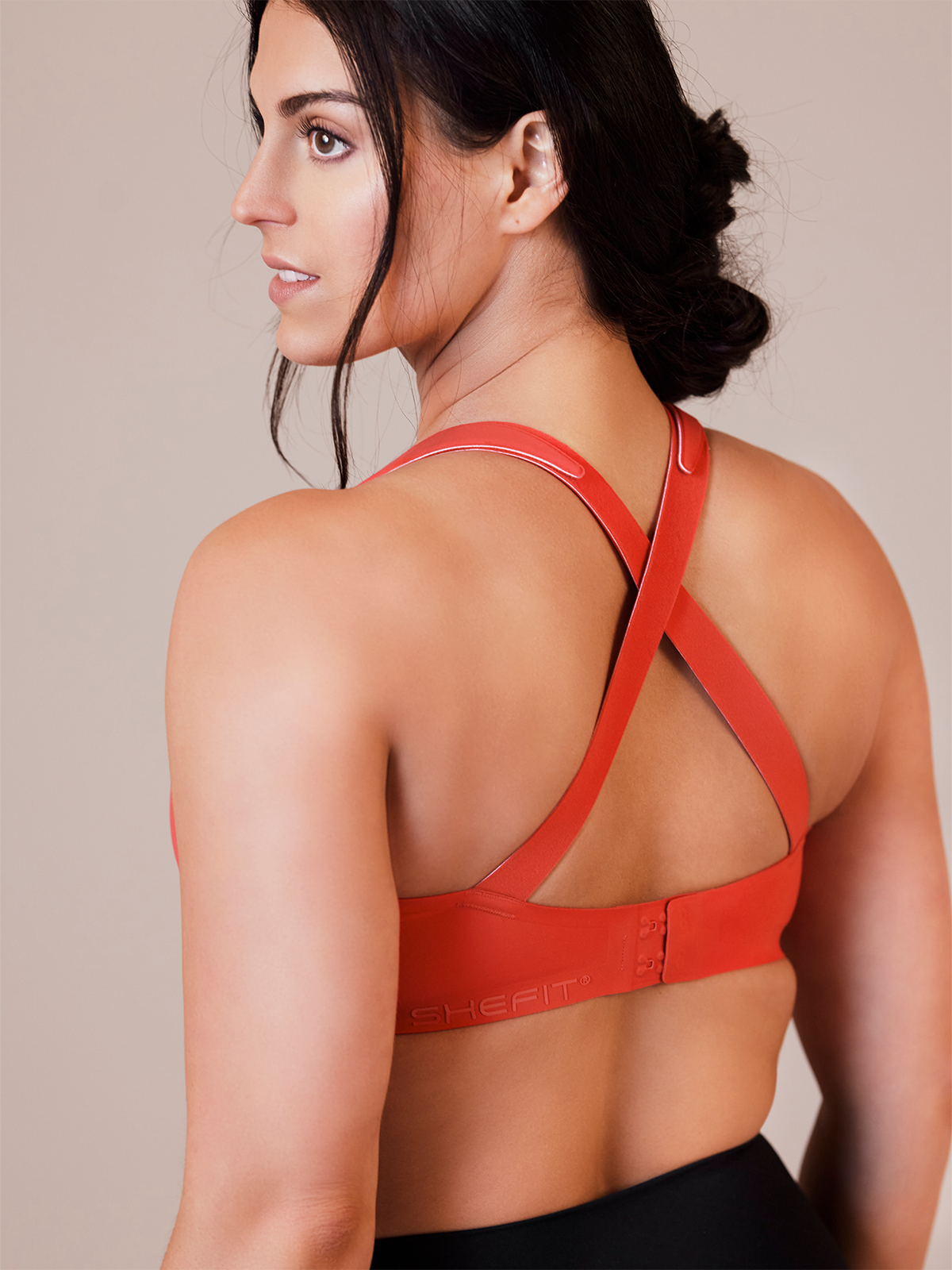 SHEFIT® on X: Lights, camera, action! SHEFIT's newest color in our Ultimate  Sports Bra: Viva Magenta launch day is officially here. The Shefit Ultimate  Sports Bra is known for no bounce and